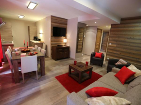 Appartement 4 pièces 8 pers, Sud, près du téléphérique, avec terrasse et équipements modernes - FR-1-263-217